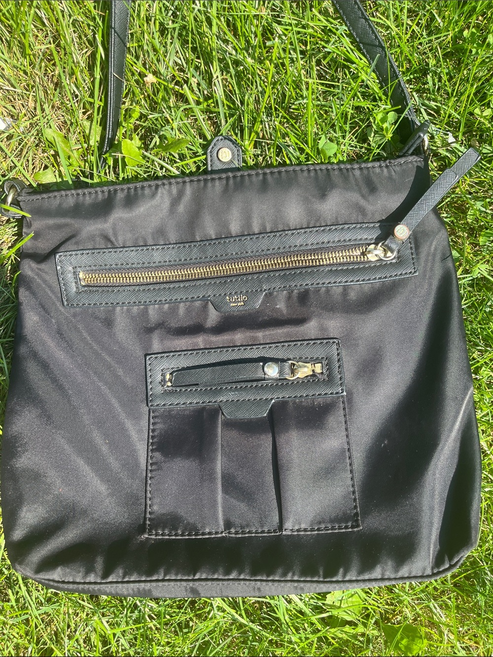 Women's Black Crossbody Shoulder Bag - Sleek Everyday Carry Tutilo New York - Picture 2 of 2
